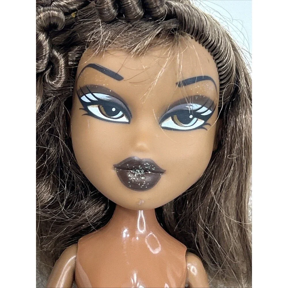 Bratz Doll Sasha Funk N Glow Boyz Cade Brown Lips Glitter Purse Shoes